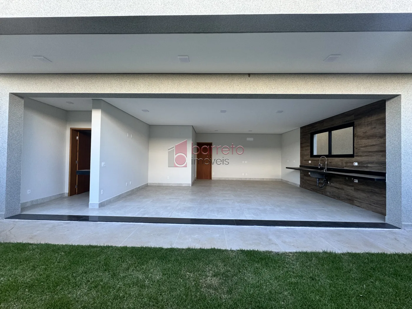 CASA TÉRREA À VENDA – COM 4 QUARTOS – GRAN VILLE SÃO VENÂNCIO – ITUPEVA/SP