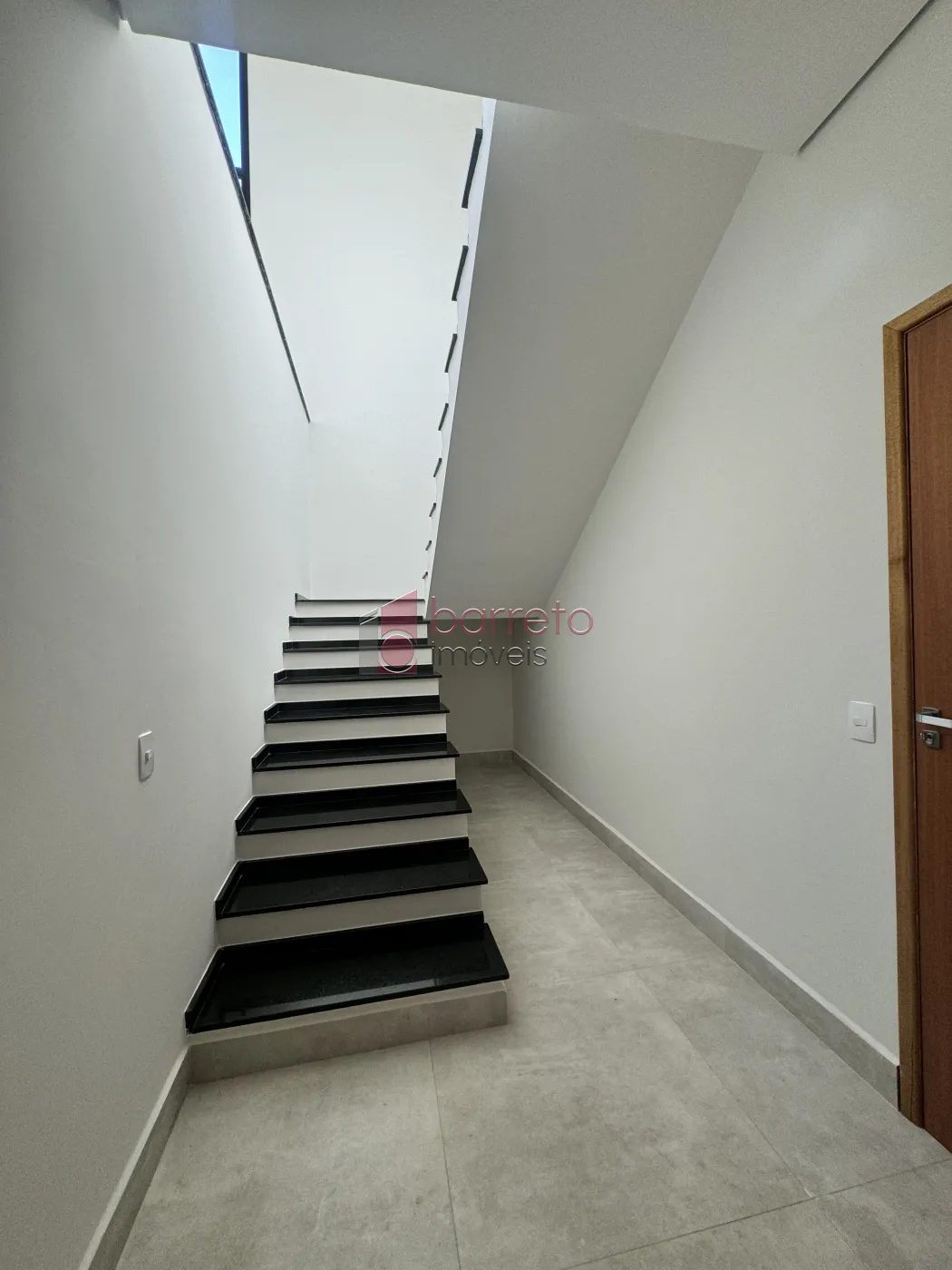 CASA TÉRREA À VENDA – COM 4 QUARTOS – GRAN VILLE SÃO VENÂNCIO – ITUPEVA/SP
