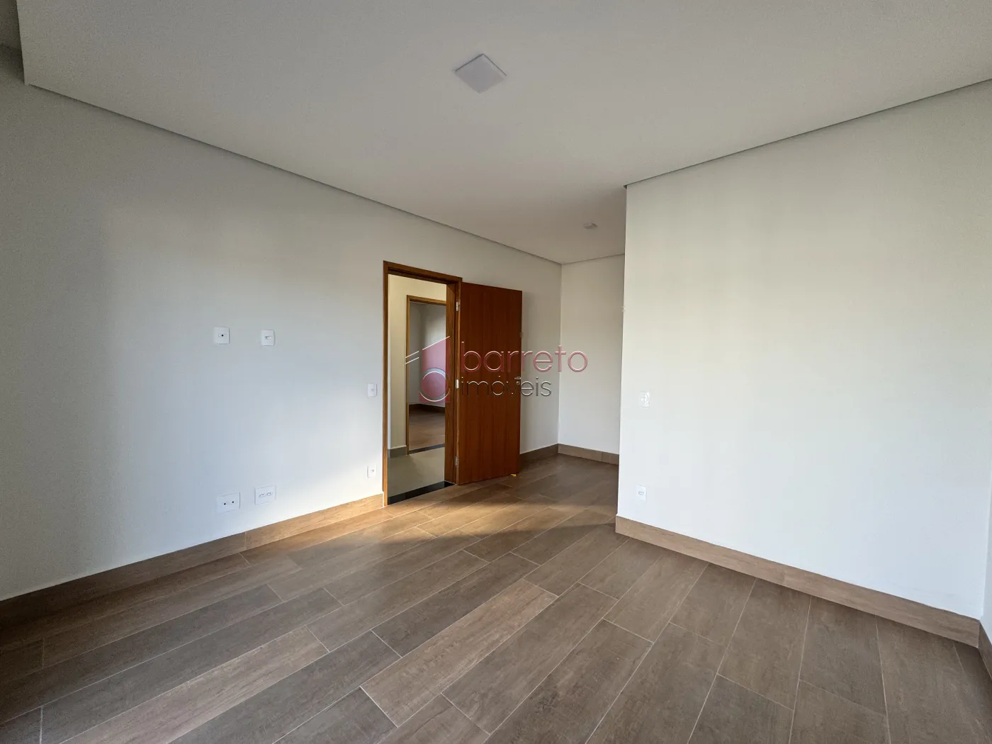 CASA TÉRREA À VENDA – COM 4 QUARTOS – GRAN VILLE SÃO VENÂNCIO – ITUPEVA/SP