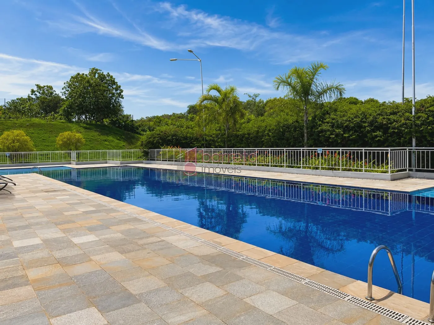 TERRENO À VENDA NO CONDOMÍNIO RESIDENCIAL RESERVA SANTA MÔNICA – ITUPEVA/SP