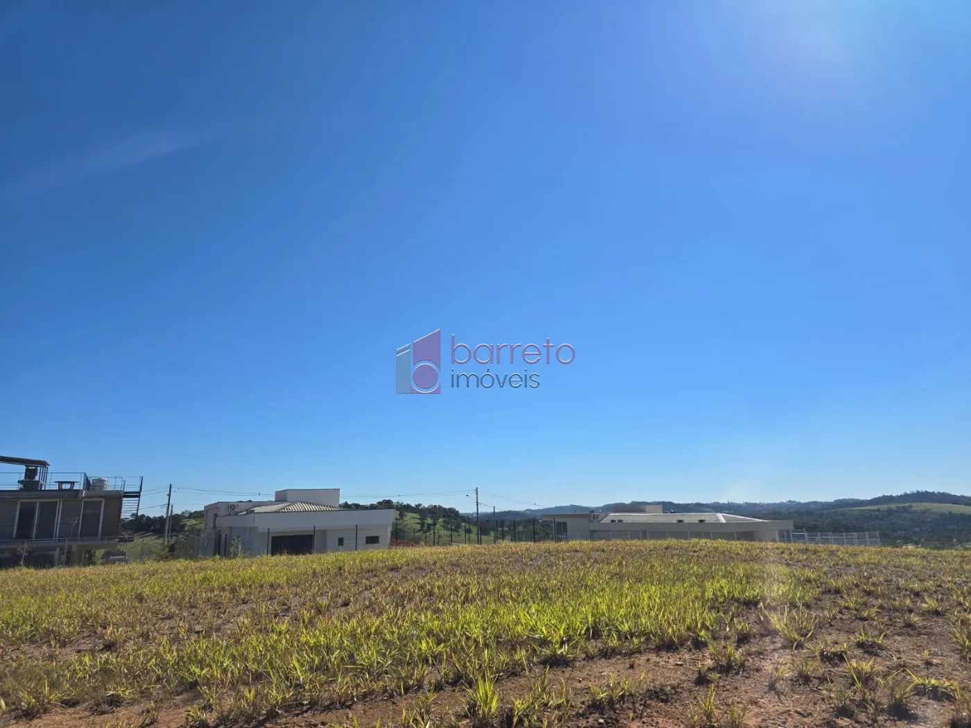 TERRENO À VENDA NO CONDOMÍNIO RESIDENCIAL RESERVA SANTA MÔNICA – ITUPEVA/SP