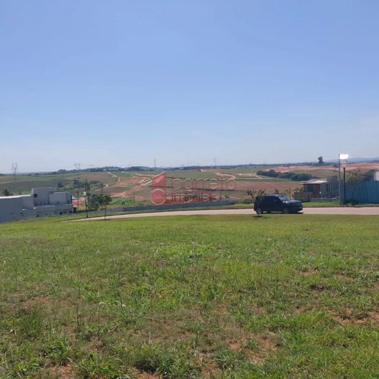 TERRENO PLANO À VENDA NO CONDOMÍNIO FAZENDA SERRA AZUL II – ITUPEVA/SP