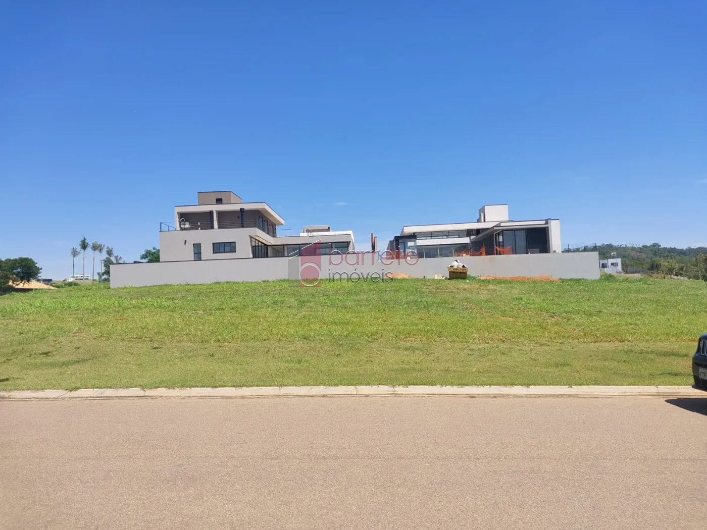 TERRENO PLANO À VENDA NO CONDOMÍNIO FAZENDA SERRA AZUL II – ITUPEVA/SP