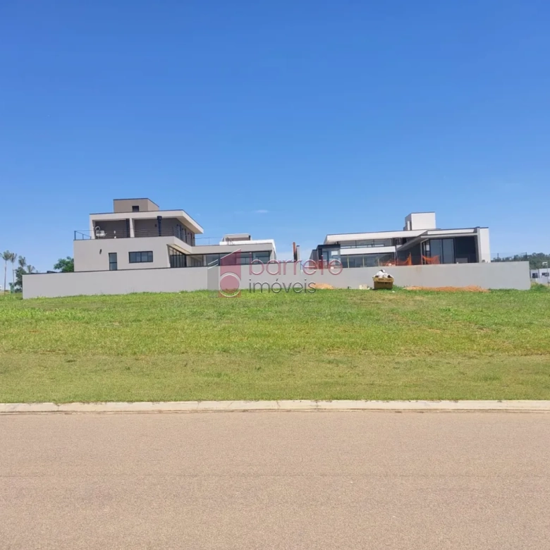 TERRENO PLANO À VENDA NO CONDOMÍNIO FAZENDA SERRA AZUL II – ITUPEVA/SP