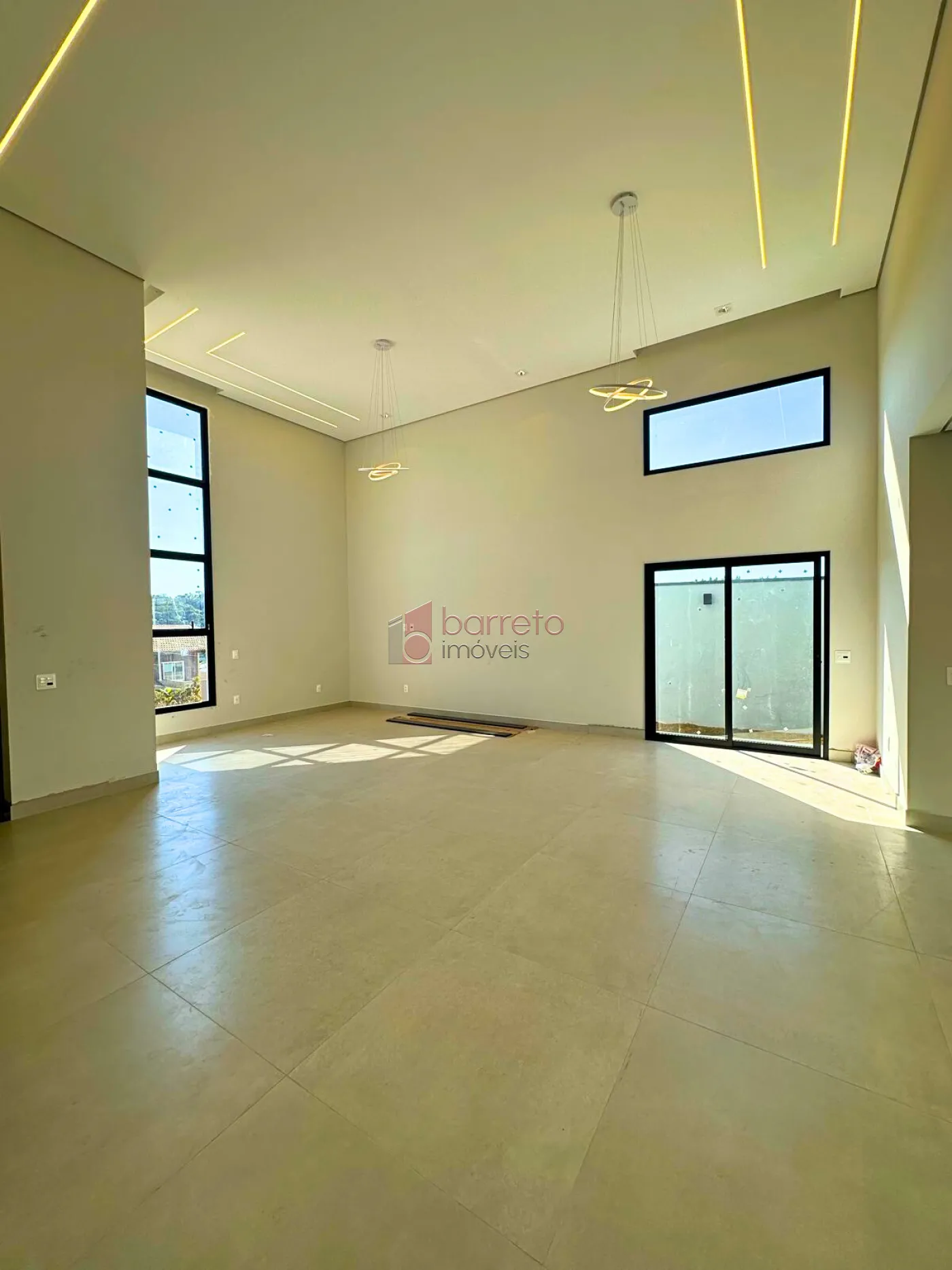 CASA TÉRREA À VENDA NO CONDOMÍNIO CAMBARAH – JARINU/SP