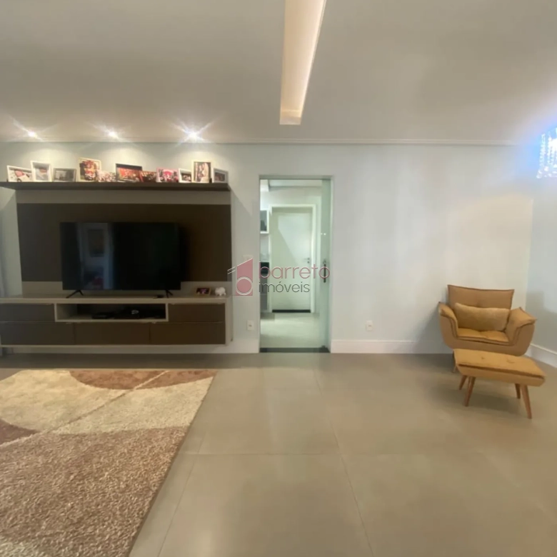 APARTAMENTO À VENDA NO CONDOMÍNIO ALTA VISTA EM JUNDIAÍ/SP