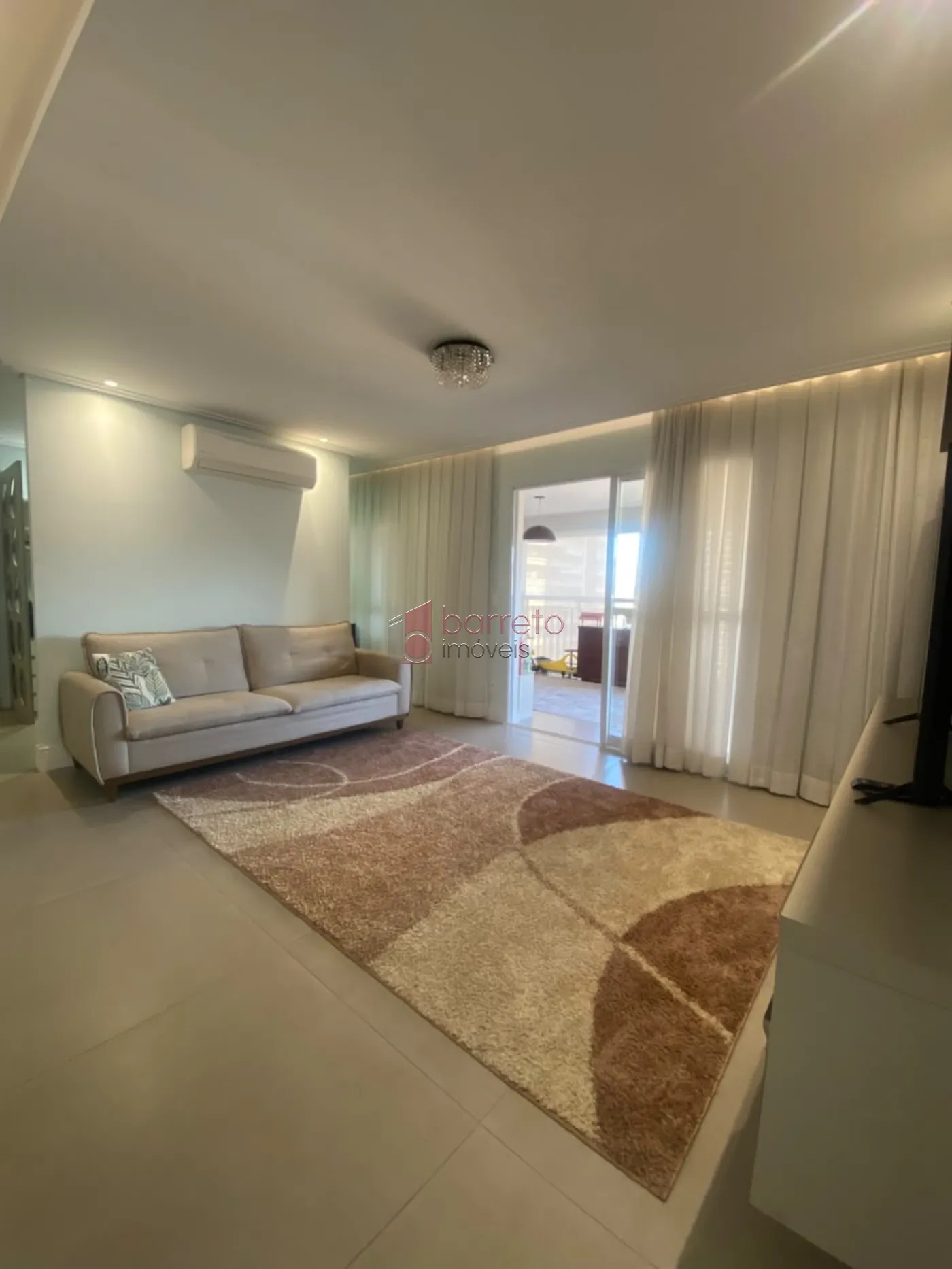 APARTAMENTO À VENDA NO CONDOMÍNIO ALTA VISTA EM JUNDIAÍ/SP