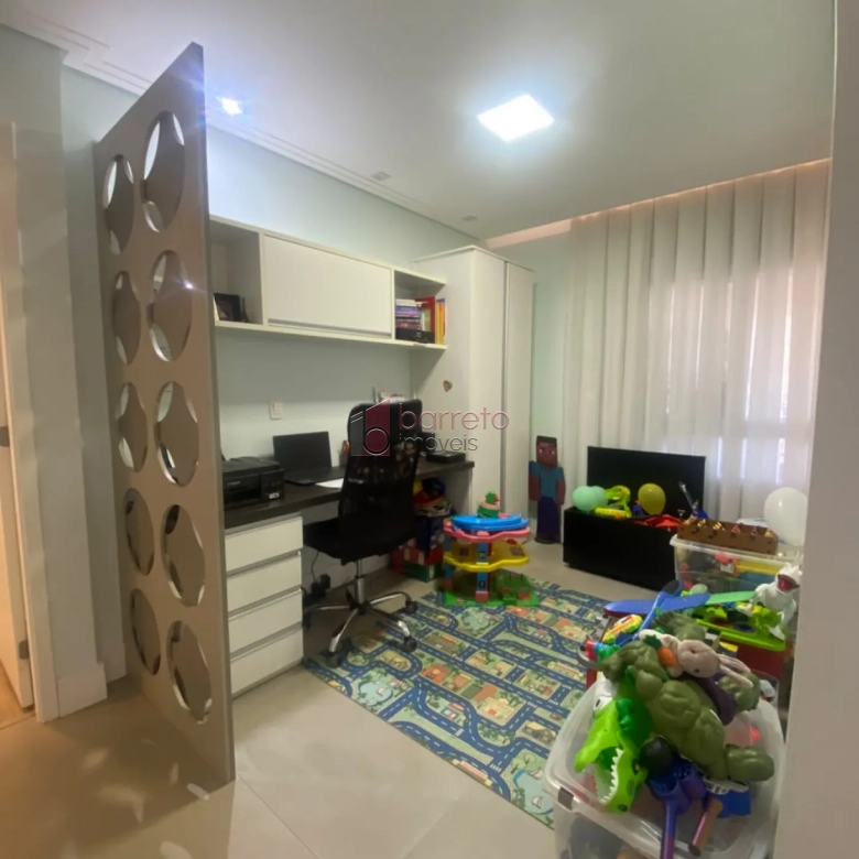 APARTAMENTO À VENDA NO CONDOMÍNIO ALTA VISTA EM JUNDIAÍ/SP