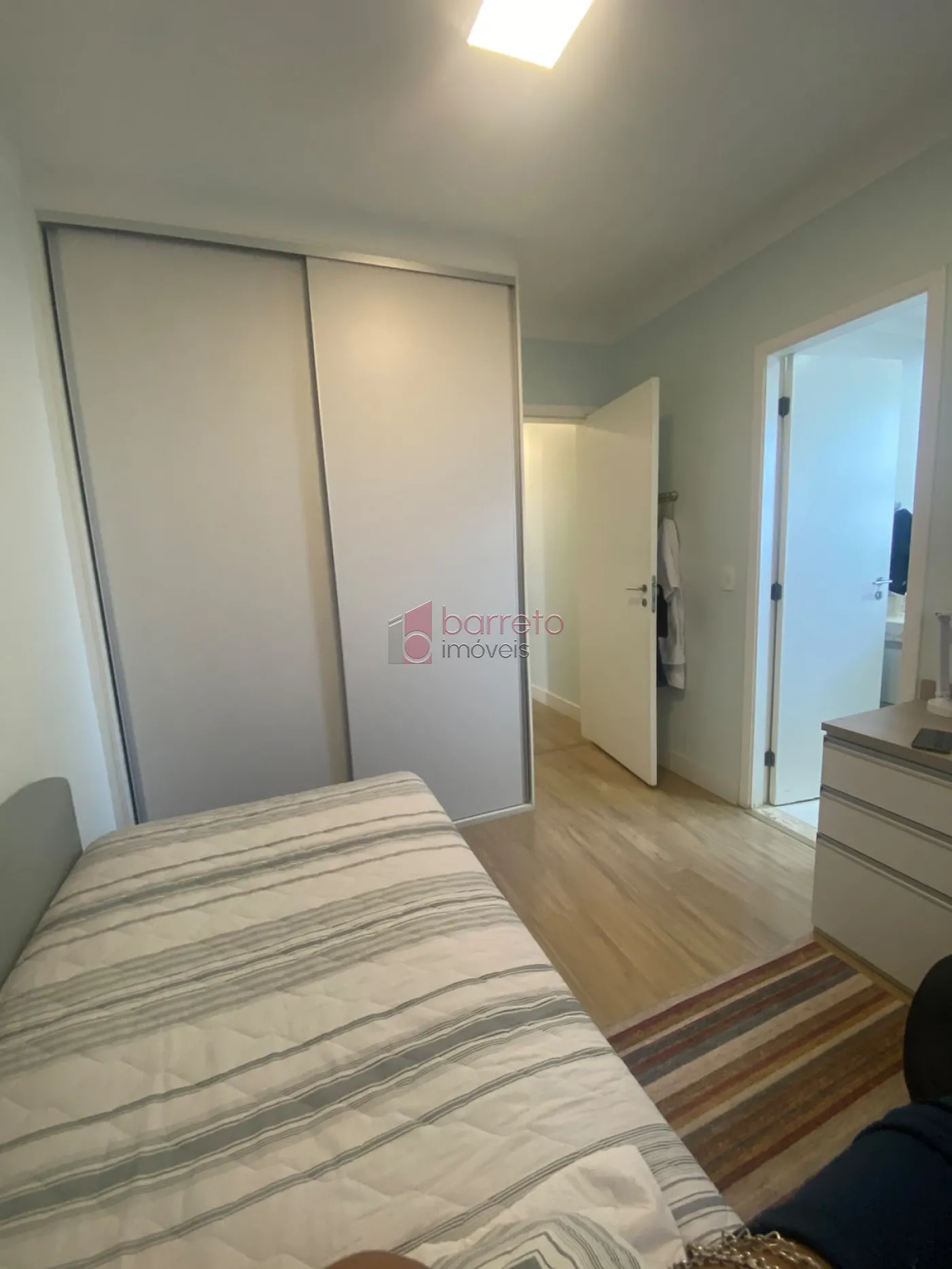 APARTAMENTO À VENDA NO CONDOMÍNIO ALTA VISTA EM JUNDIAÍ/SP