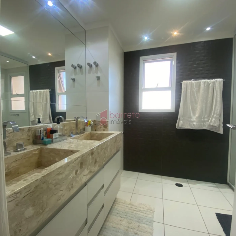 APARTAMENTO À VENDA NO CONDOMÍNIO ALTA VISTA EM JUNDIAÍ/SP