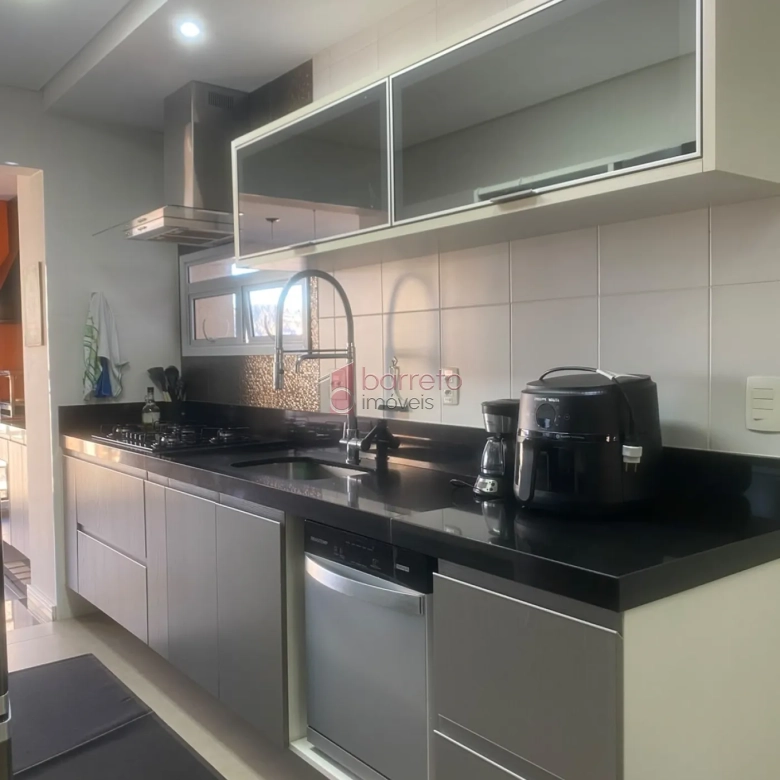 APARTAMENTO À VENDA NO CONDOMÍNIO ALTA VISTA EM JUNDIAÍ/SP