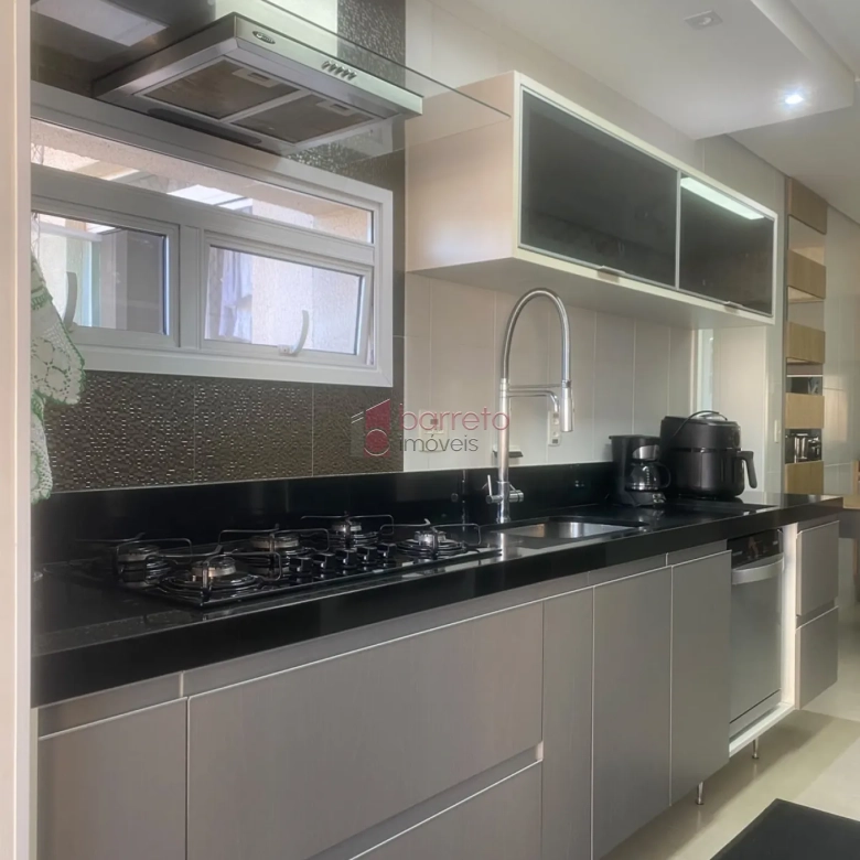 APARTAMENTO À VENDA NO CONDOMÍNIO ALTA VISTA EM JUNDIAÍ/SP