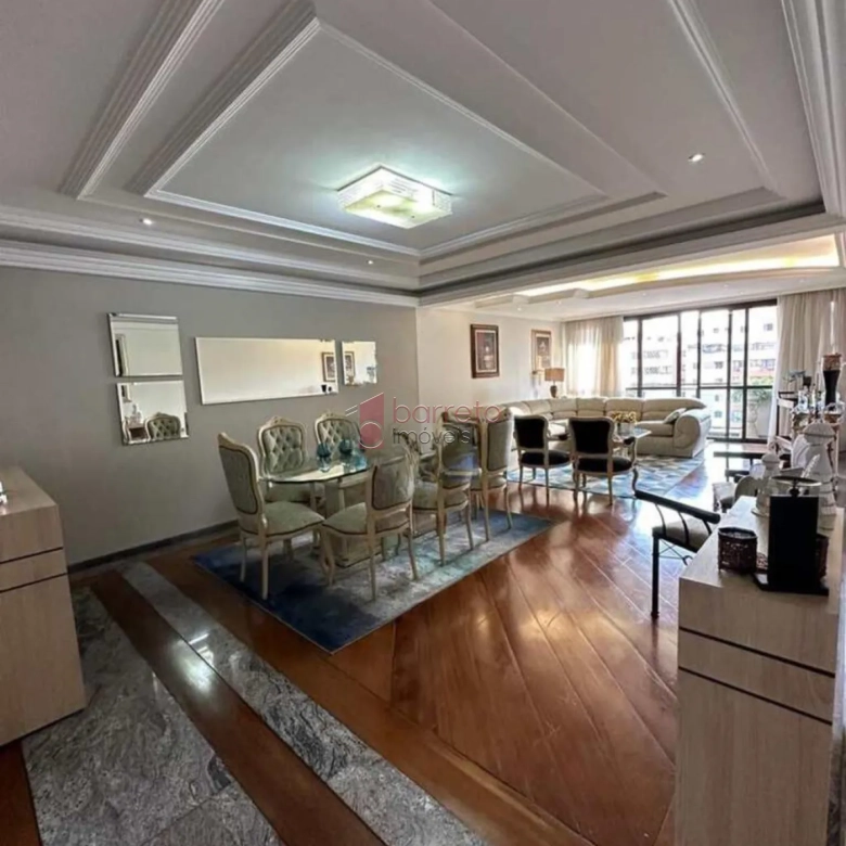 APARTAMENTO ALTO PADRÃO COM 3 DORMITÓRIOS À VENDA NO CENTRO DE JUNDIAÍ/SP
