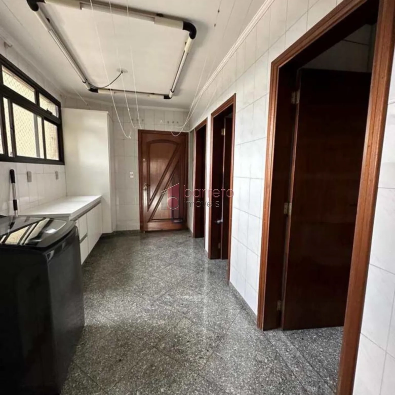 APARTAMENTO ALTO PADRÃO COM 3 DORMITÓRIOS À VENDA NO CENTRO DE JUNDIAÍ/SP