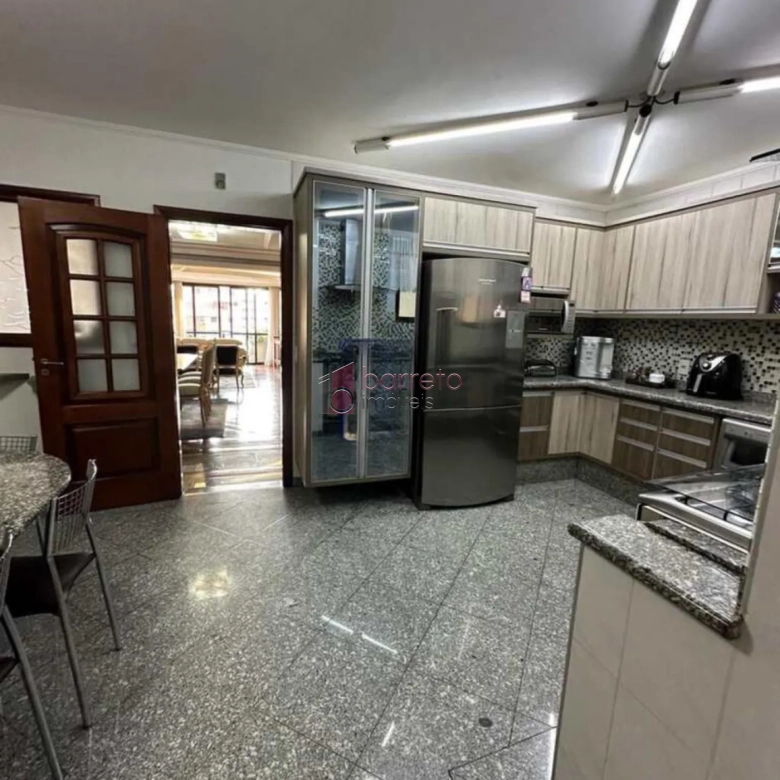 APARTAMENTO ALTO PADRÃO COM 3 DORMITÓRIOS À VENDA NO CENTRO DE JUNDIAÍ/SP