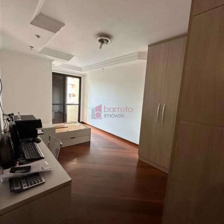 APARTAMENTO ALTO PADRÃO COM 3 DORMITÓRIOS À VENDA NO CENTRO DE JUNDIAÍ/SP