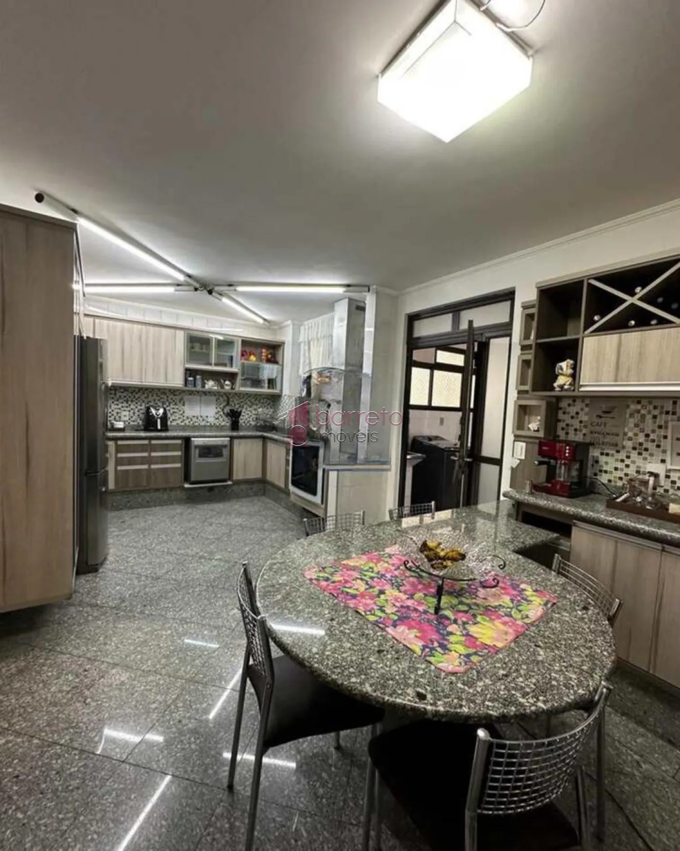 APARTAMENTO ALTO PADRÃO COM 3 DORMITÓRIOS À VENDA NO CENTRO DE JUNDIAÍ/SP
