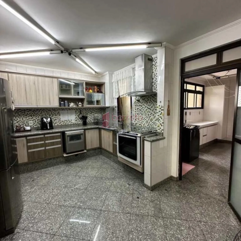 APARTAMENTO ALTO PADRÃO COM 3 DORMITÓRIOS À VENDA NO CENTRO DE JUNDIAÍ/SP