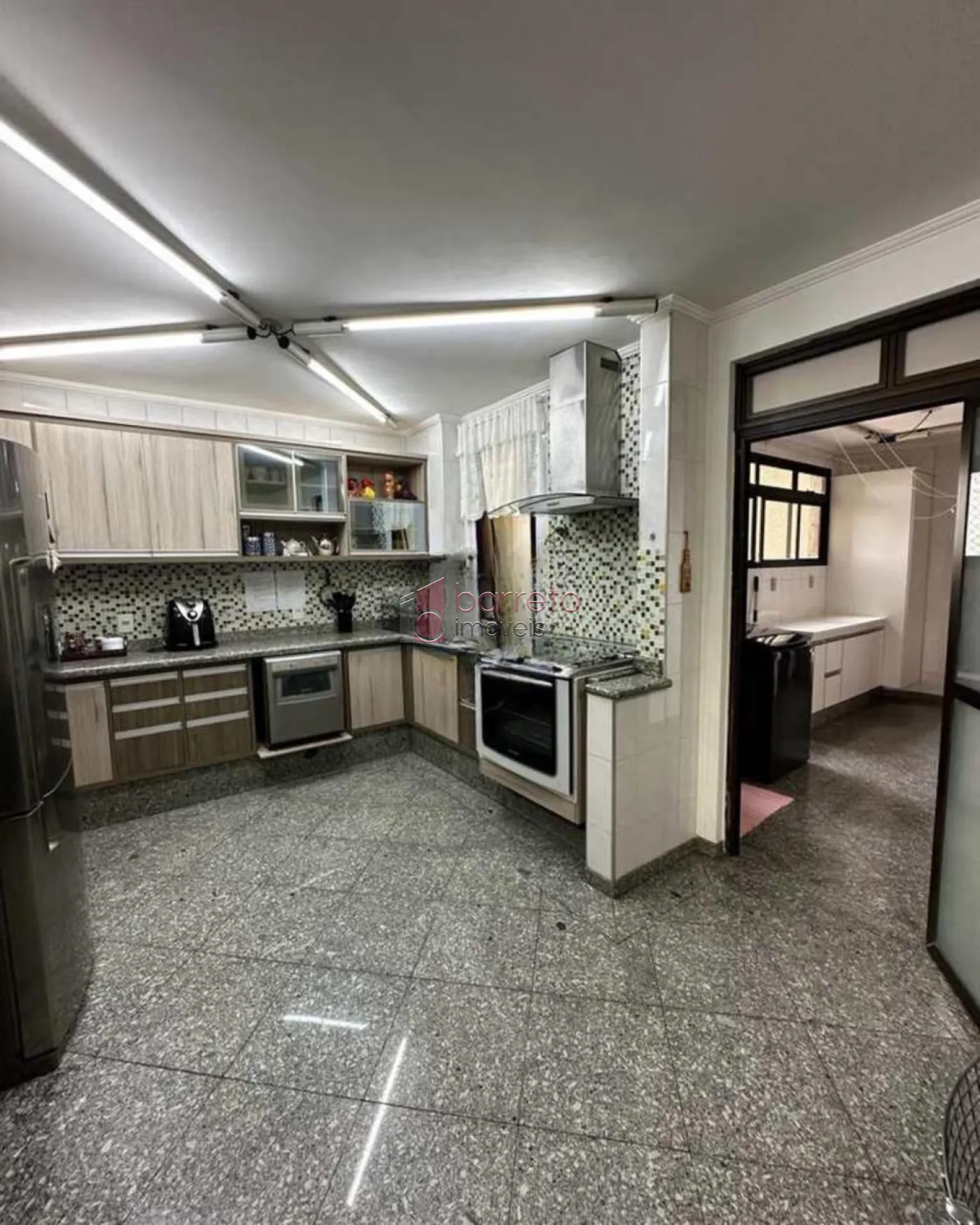 APARTAMENTO ALTO PADRÃO COM 3 DORMITÓRIOS À VENDA NO CENTRO DE JUNDIAÍ/SP