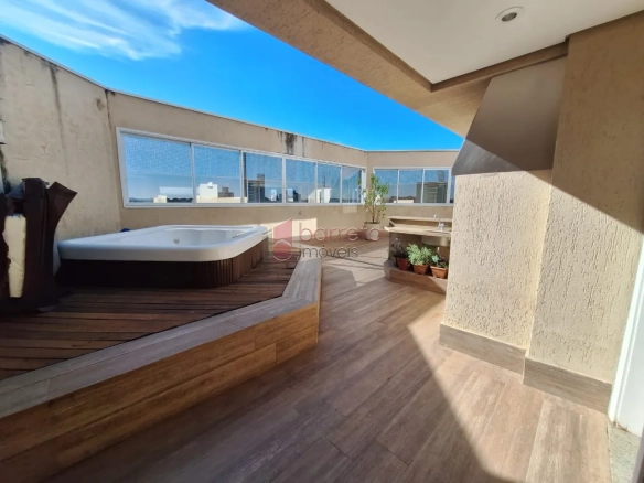 COBERTURA ESTILO DUPLEX PARA VENDA E LOCAÇÃO NO CONDOMÍNIO MAISON CLASSIC – JUNDIAÍ/SP
