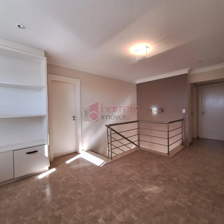 COBERTURA ESTILO DUPLEX PARA VENDA E LOCAÇÃO NO CONDOMÍNIO MAISON CLASSIC – JUNDIAÍ/SP