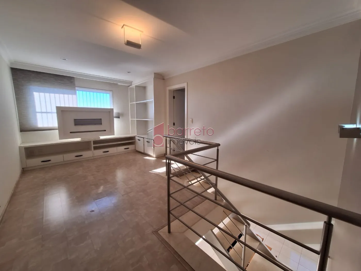 COBERTURA ESTILO DUPLEX PARA VENDA E LOCAÇÃO NO CONDOMÍNIO MAISON CLASSIC – JUNDIAÍ/SP