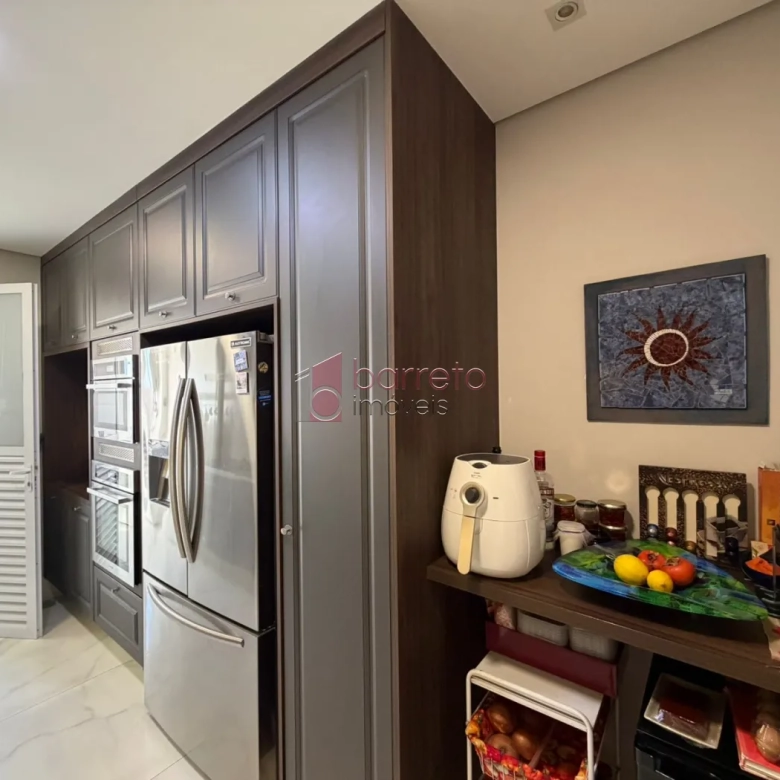 COBERTURA DUPLEX COM 04 SUÍTES À VENDA NO CONDOMÍNIO LE PARC RESIDENCE – JUNDIAÍ/SP