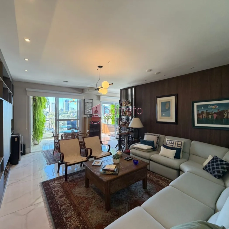COBERTURA DUPLEX COM 04 SUÍTES À VENDA NO CONDOMÍNIO LE PARC RESIDENCE – JUNDIAÍ/SP