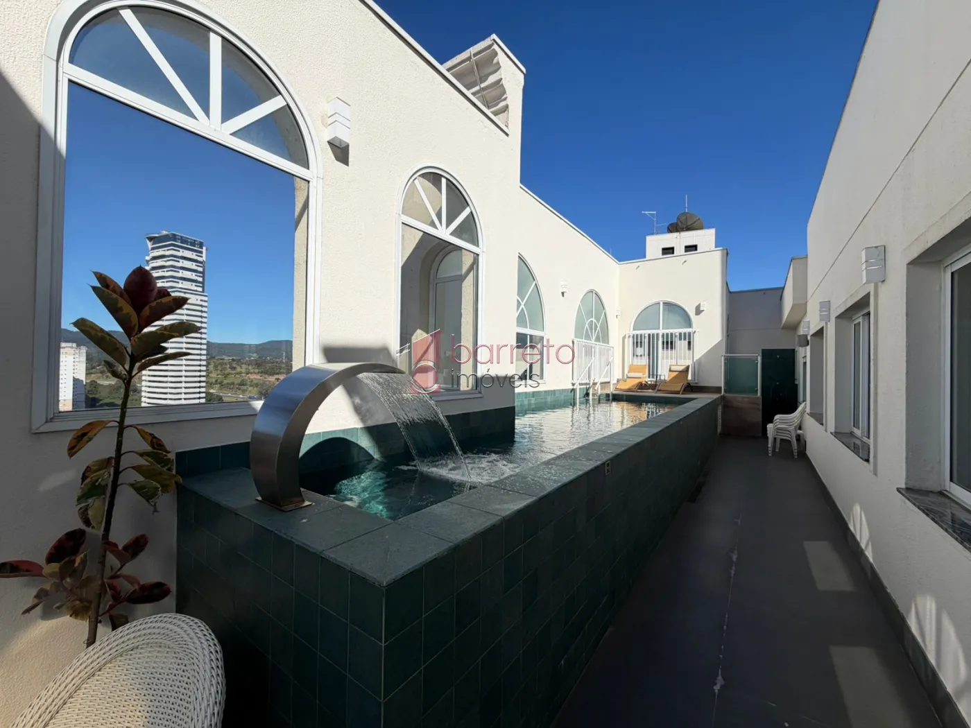 COBERTURA DUPLEX COM 04 SUÍTES À VENDA NO CONDOMÍNIO LE PARC RESIDENCE – JUNDIAÍ/SP