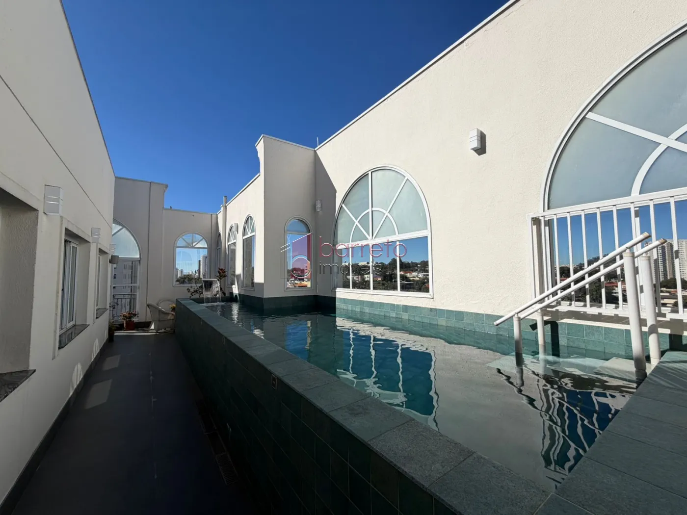 COBERTURA DUPLEX COM 04 SUÍTES À VENDA NO CONDOMÍNIO LE PARC RESIDENCE – JUNDIAÍ/SP