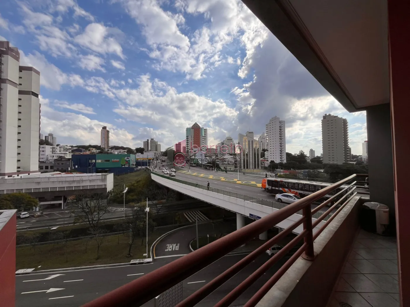 APARTAMENTO FLAT MOBILIADO PARA LOCAÇÃO NO THE GRAPPES NO ANHANGABAÚ – JUNDIAÍ/SP