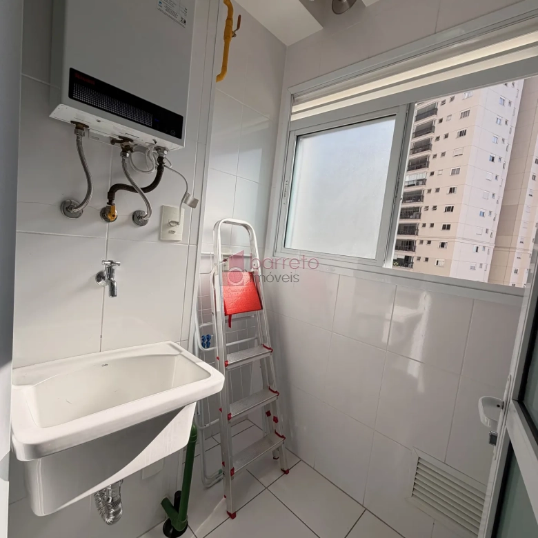 FLAT SEMI MOBILIADO PARA LOCAÇÃO NO CONDOMÍNIO IN DESING NA VILA ARENS – JUNDIAÍ/SP