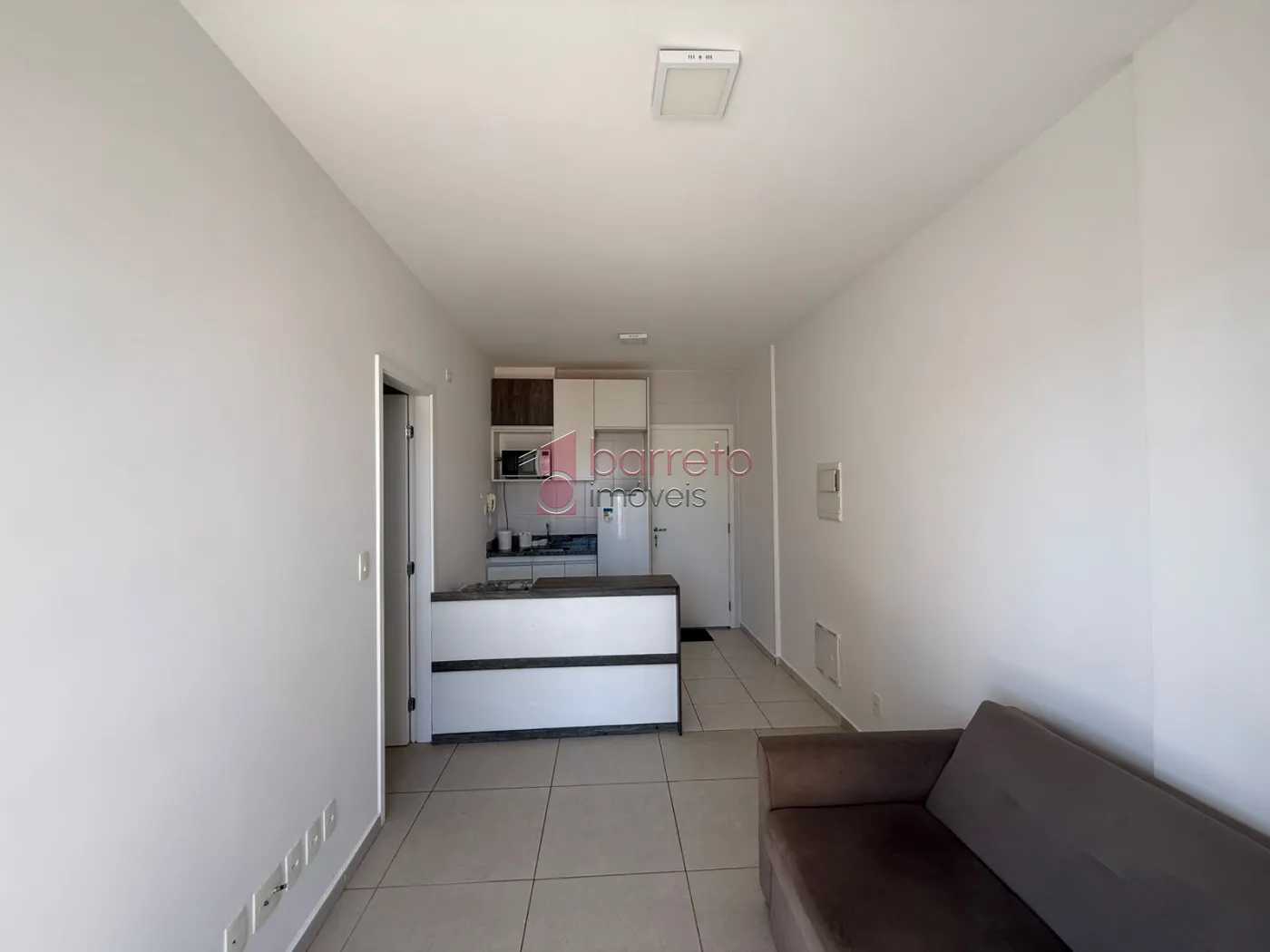 FLAT SEMI MOBILIADO PARA LOCAÇÃO NO CONDOMÍNIO LIVE HOME CLUB – JUNDIAÍ/SP