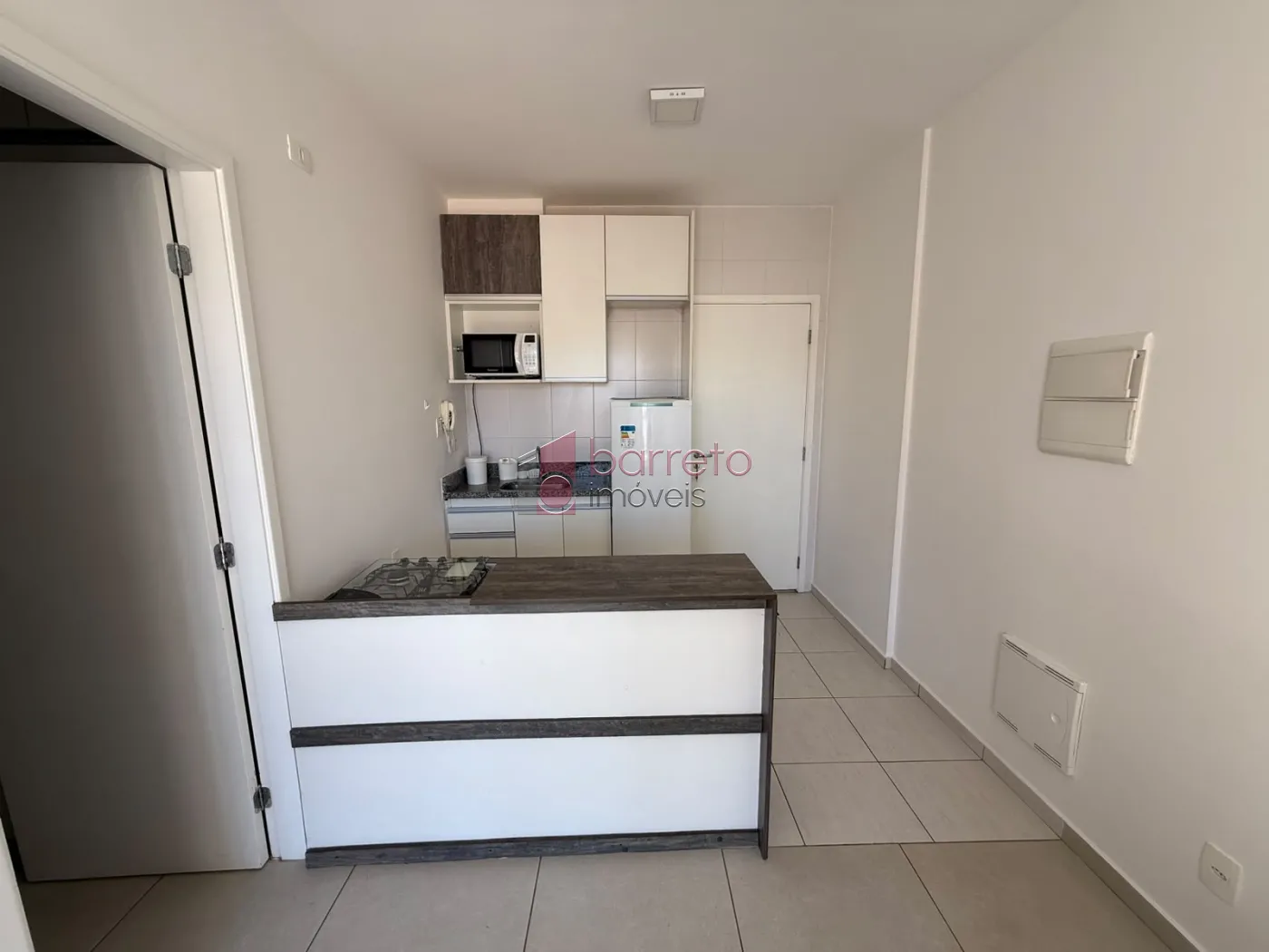 FLAT SEMI MOBILIADO PARA LOCAÇÃO NO CONDOMÍNIO LIVE HOME CLUB – JUNDIAÍ/SP