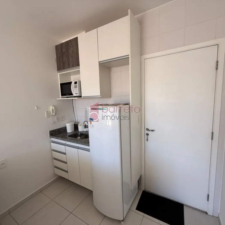 FLAT SEMI MOBILIADO PARA LOCAÇÃO NO CONDOMÍNIO LIVE HOME CLUB – JUNDIAÍ/SP