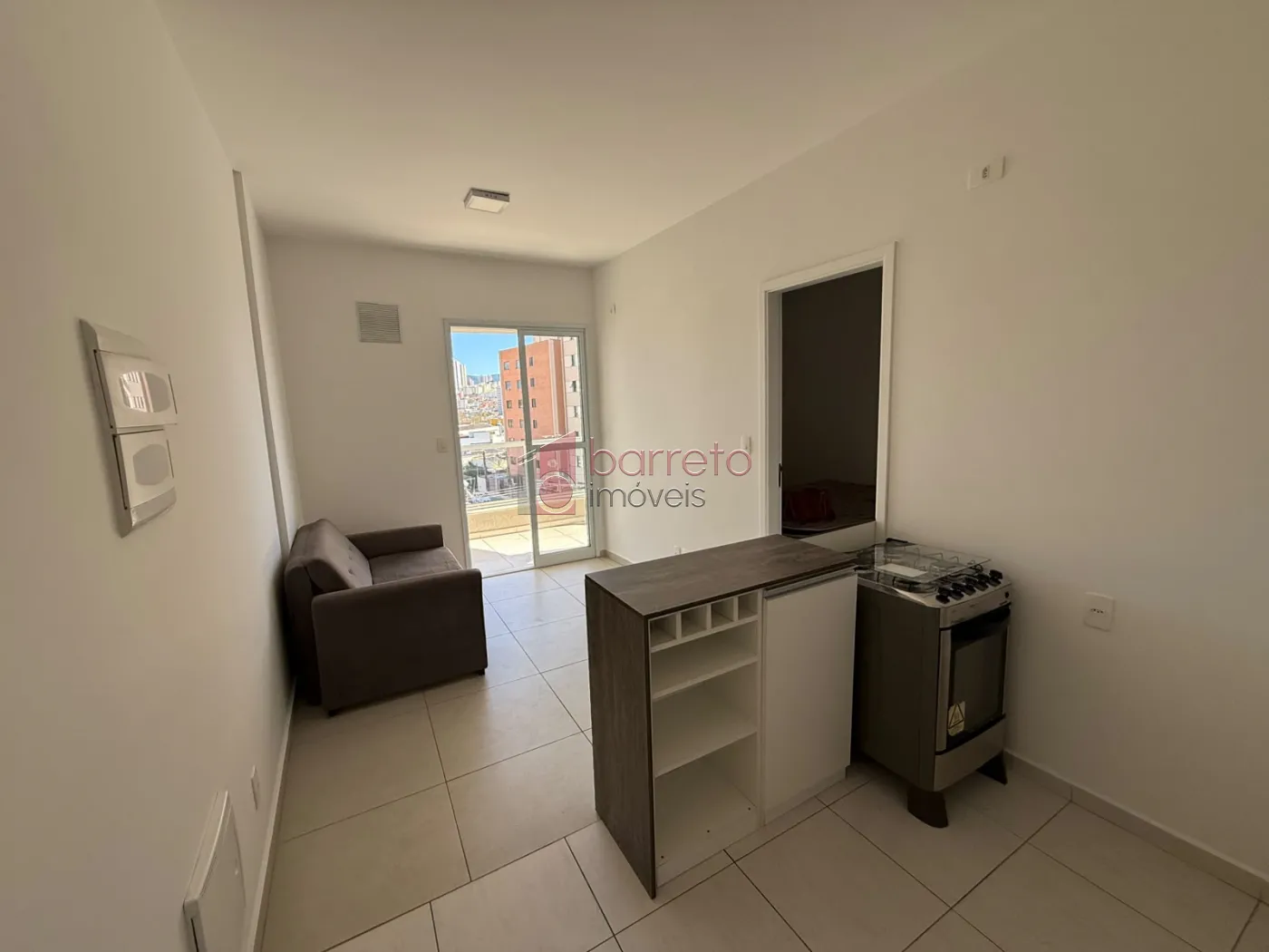 FLAT SEMI MOBILIADO PARA LOCAÇÃO NO CONDOMÍNIO LIVE HOME CLUB – JUNDIAÍ/SP