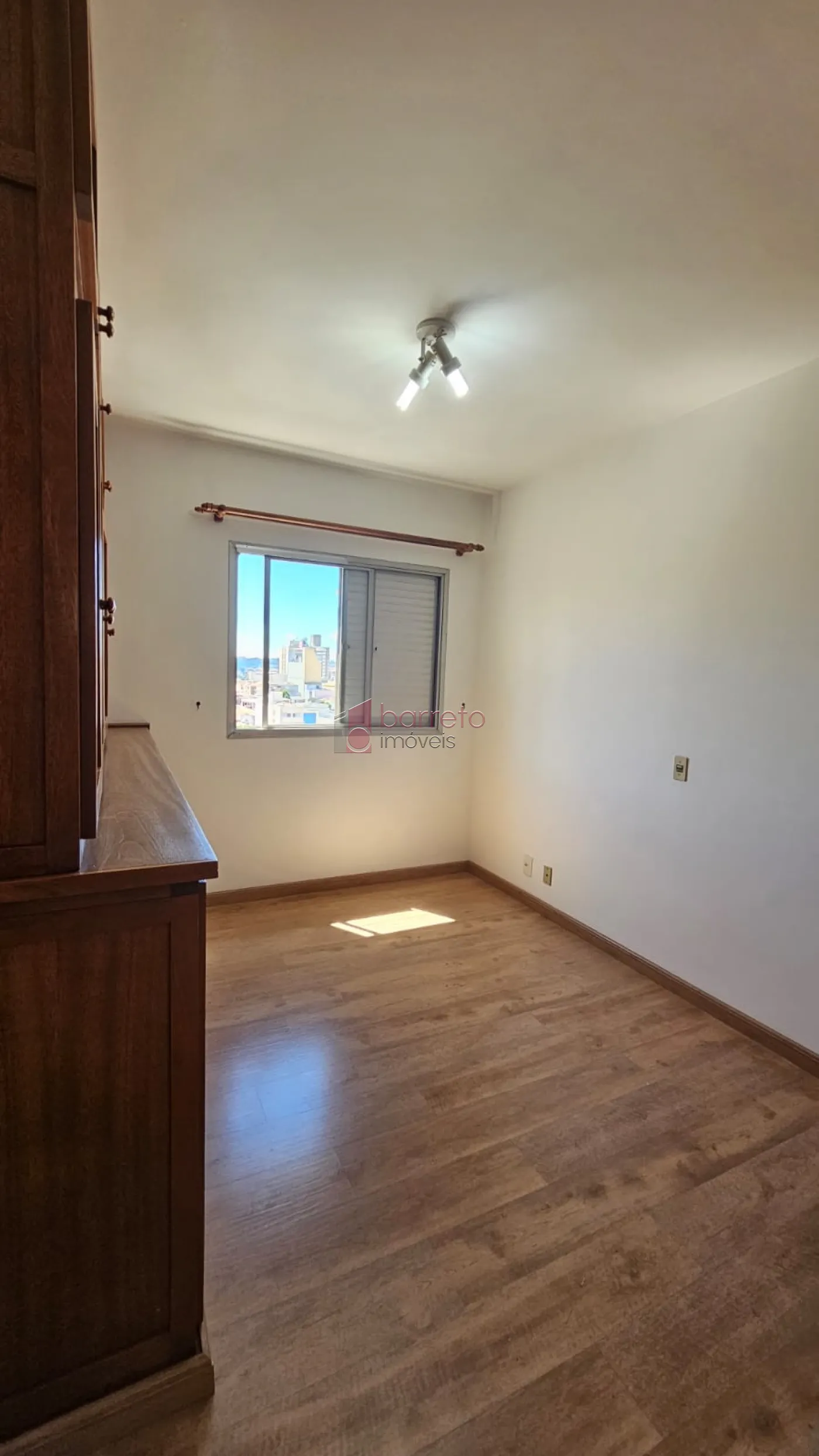 APARTAMENTO PARA LOCAÇÃO E VENDA NO EDIFÍCIO BARONESA – JUNDIAÍ/SP