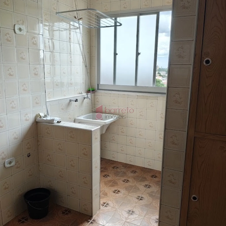 APARTAMENTO À VENDA NO EDIFÍCIO MARECHAL DEODORO EM JUNDIAÍ/SP