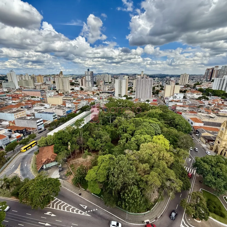 APARTAMENTO MOBILIADO PARA LOCAÇÃO MOBILIADO NO EDIFÍCIO BBC NA REGIÃO CENTRAL – JUNDIAÍ/SP