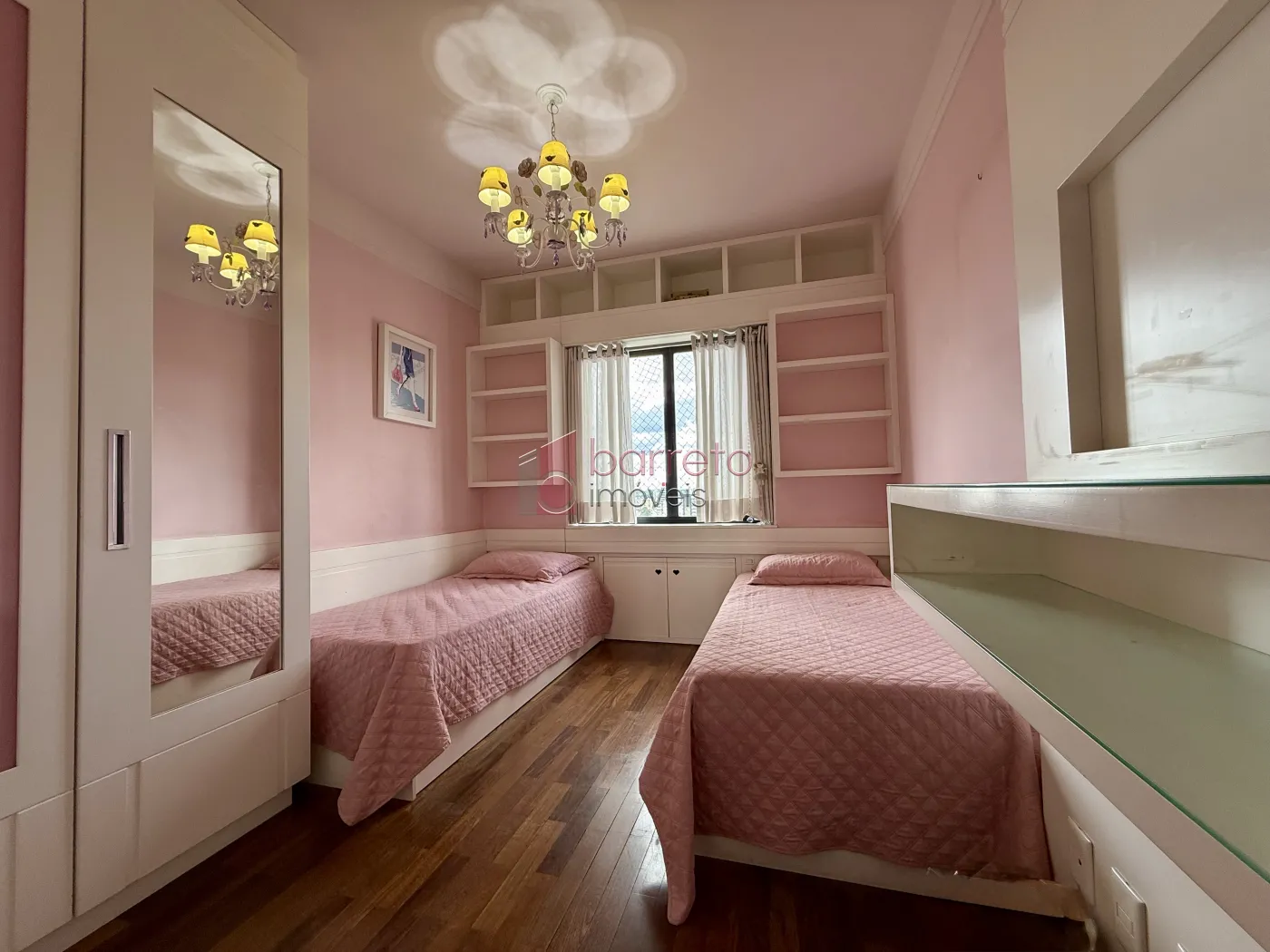 APARTAMENTO MOBILIADO PARA LOCAÇÃO MOBILIADO NO EDIFÍCIO BBC NA REGIÃO CENTRAL – JUNDIAÍ/SP