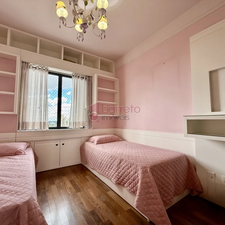 APARTAMENTO MOBILIADO PARA LOCAÇÃO MOBILIADO NO EDIFÍCIO BBC NA REGIÃO CENTRAL – JUNDIAÍ/SP