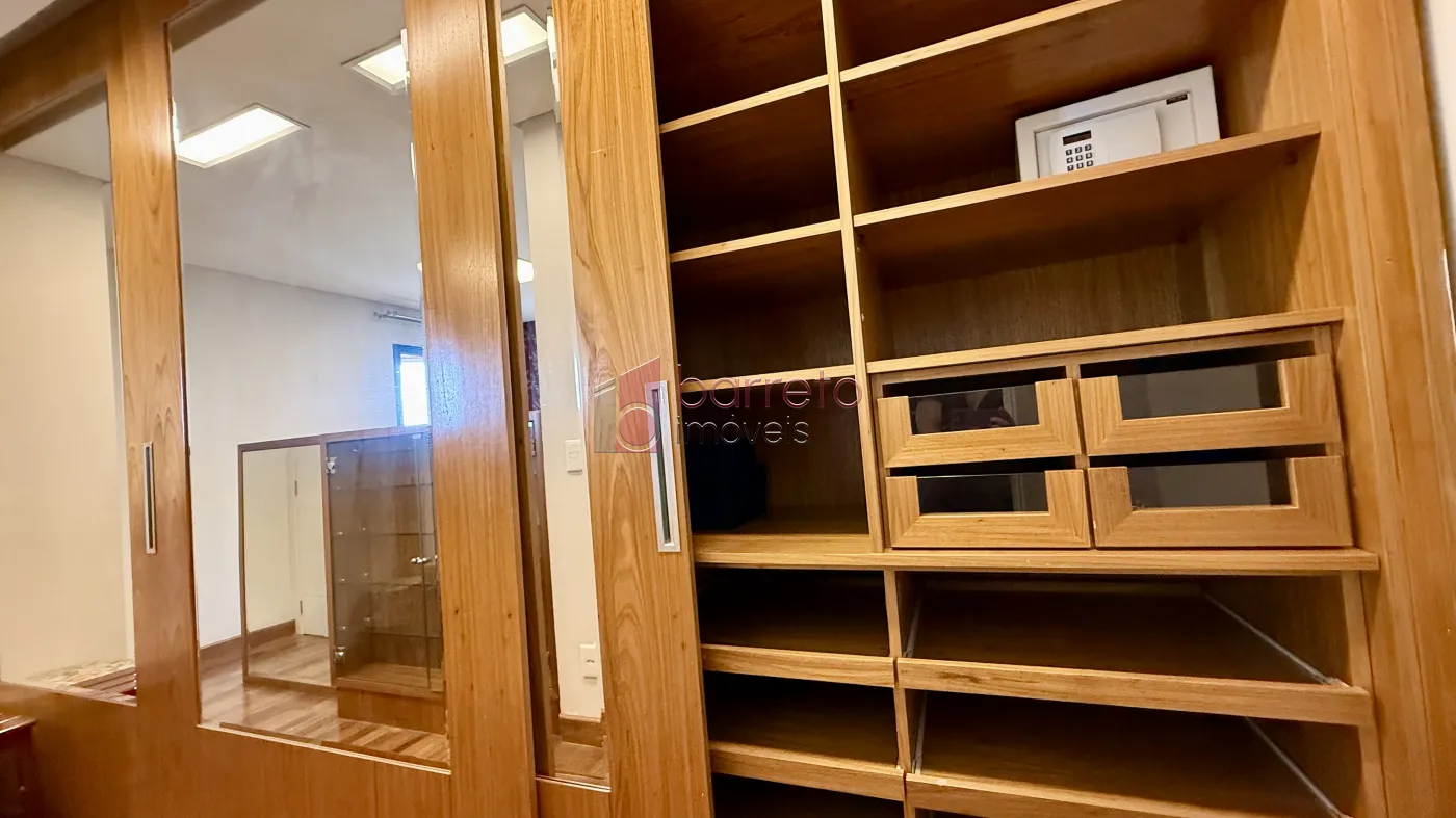 APARTAMENTO MOBILIADO PARA LOCAÇÃO MOBILIADO NO EDIFÍCIO BBC NA REGIÃO CENTRAL – JUNDIAÍ/SP