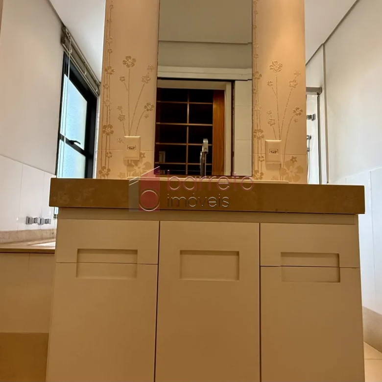 APARTAMENTO MOBILIADO PARA LOCAÇÃO MOBILIADO NO EDIFÍCIO BBC NA REGIÃO CENTRAL – JUNDIAÍ/SP