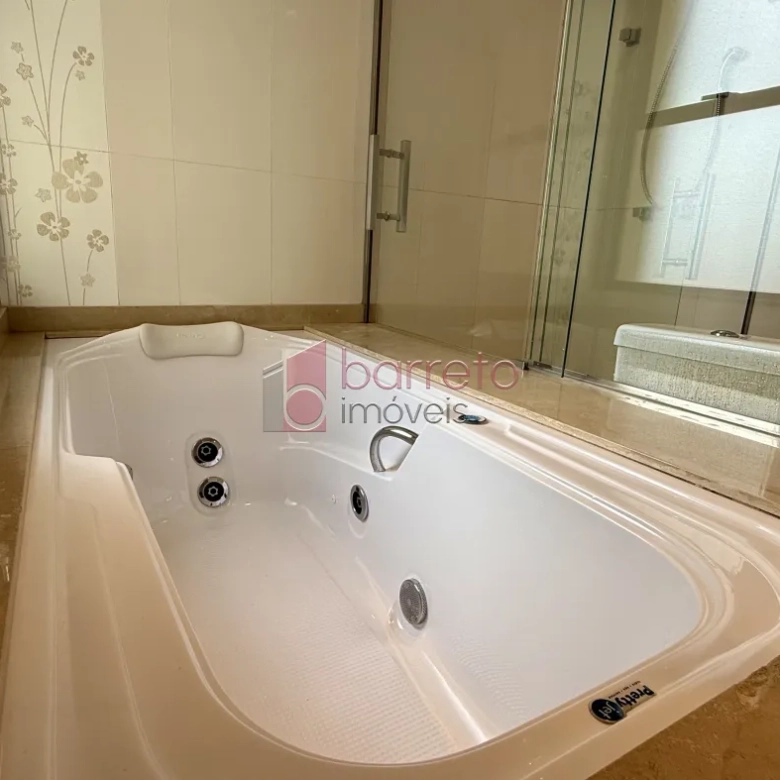 APARTAMENTO MOBILIADO PARA LOCAÇÃO MOBILIADO NO EDIFÍCIO BBC NA REGIÃO CENTRAL – JUNDIAÍ/SP