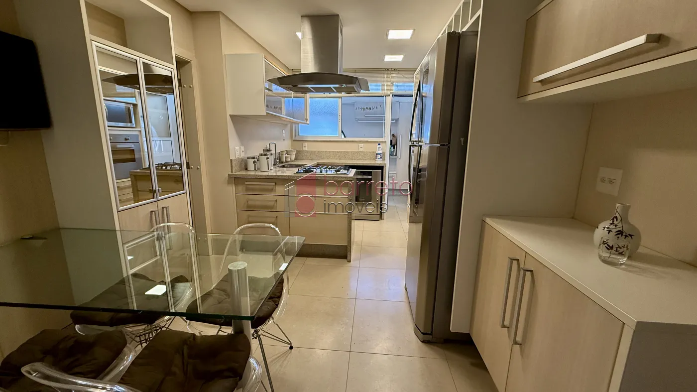 APARTAMENTO MOBILIADO PARA LOCAÇÃO MOBILIADO NO EDIFÍCIO BBC NA REGIÃO CENTRAL – JUNDIAÍ/SP