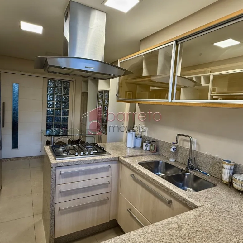 APARTAMENTO MOBILIADO PARA LOCAÇÃO MOBILIADO NO EDIFÍCIO BBC NA REGIÃO CENTRAL – JUNDIAÍ/SP