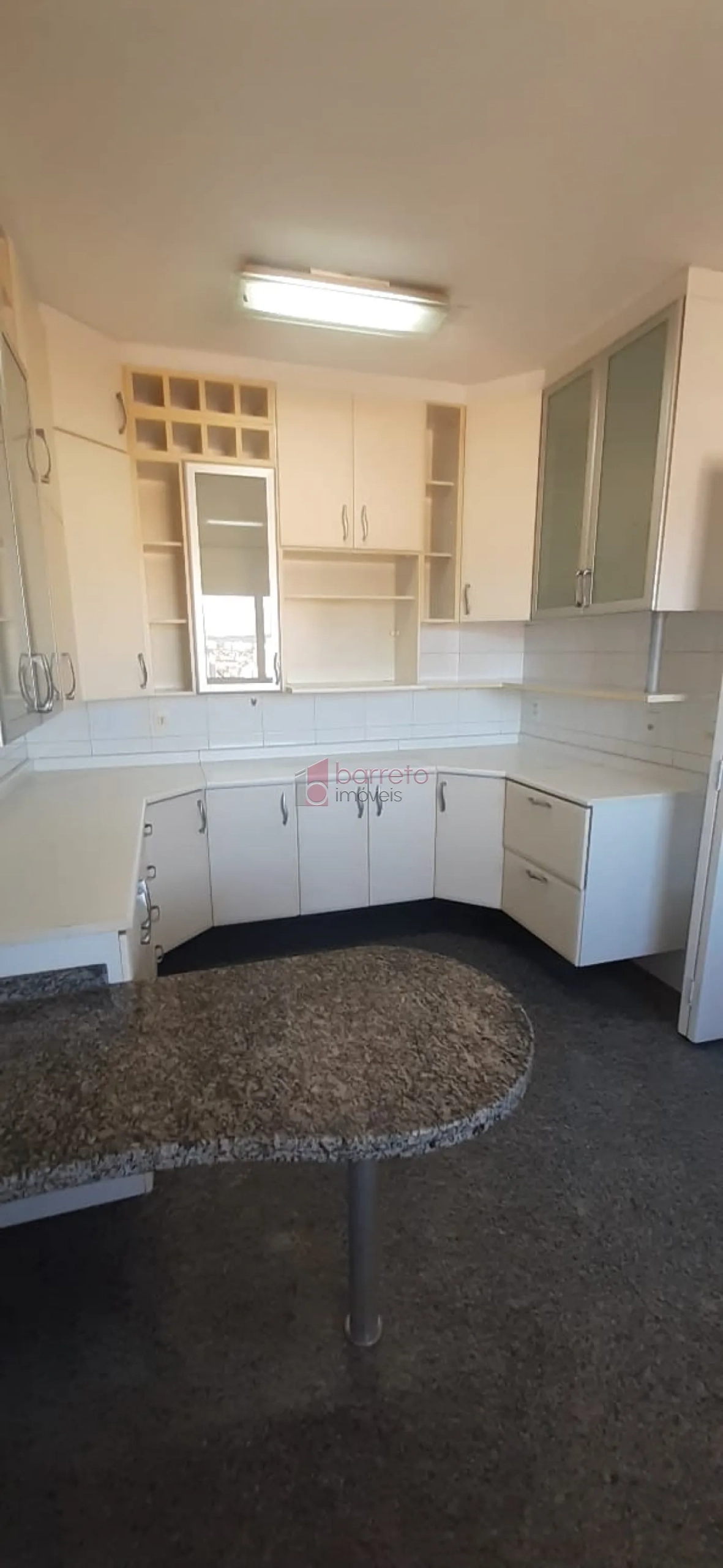 APARTAMENTO À VENDA NO CONDOMÍNIO CONCORDE EM JUNDIAÍ/SP