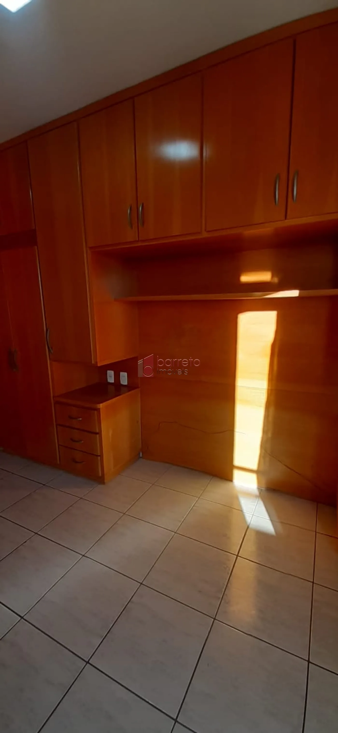 APARTAMENTO À VENDA NO CONDOMÍNIO CONCORDE EM JUNDIAÍ/SP