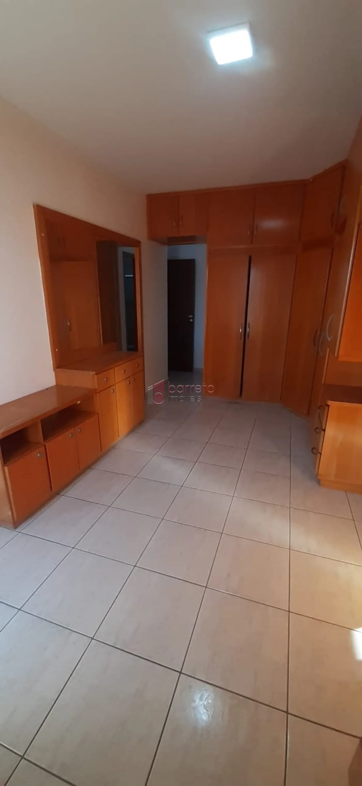 APARTAMENTO À VENDA NO CONDOMÍNIO CONCORDE EM JUNDIAÍ/SP