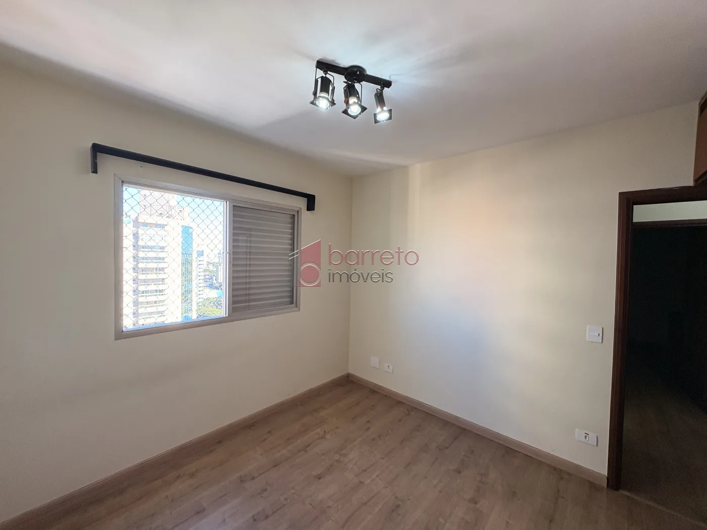 APARTAMENTO PARA VENDA E LOCAÇÃO NO EDIFÍCIO ACAPULCO – JUNDIAÍ/SP